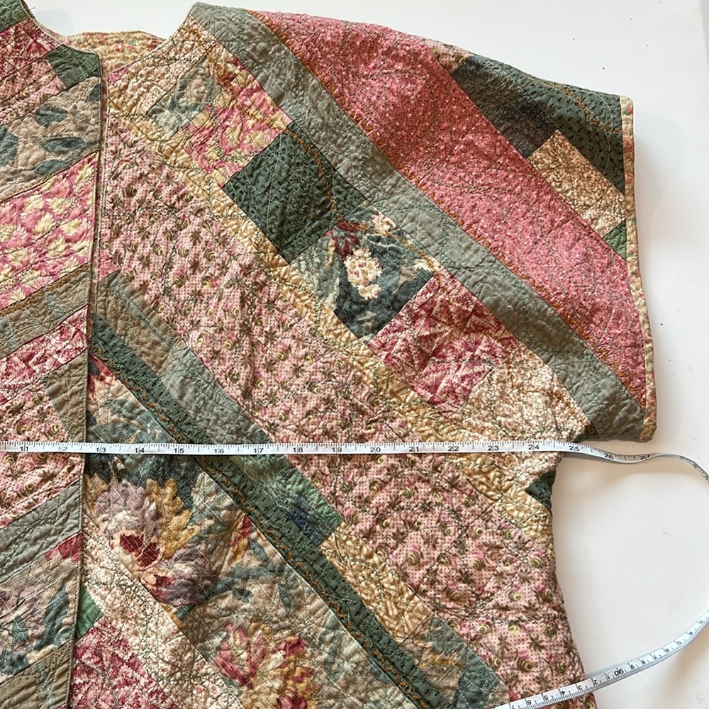 Vintage - quilted‎ shawl, cropped short sleeve jacket - Picture 8 of 11